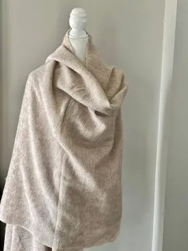 Cream/Beige Himalayan Yak wool Scarf, Shawl, Soft and warm Yoga Throw, Oversize scarf, Hand-Loomed Nepal, Unique handmade gift