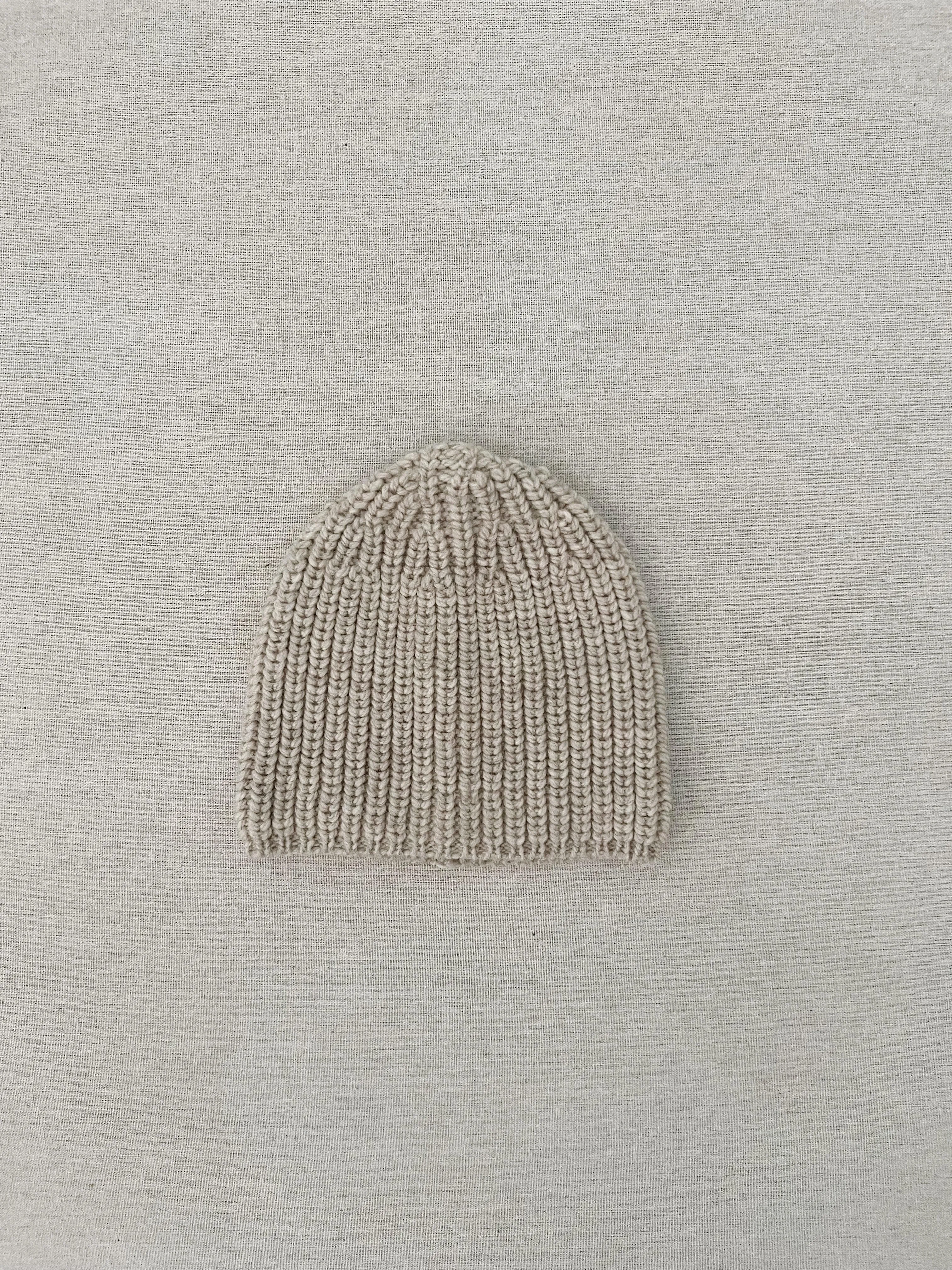 kids fisherman beanie in heather oatmeal