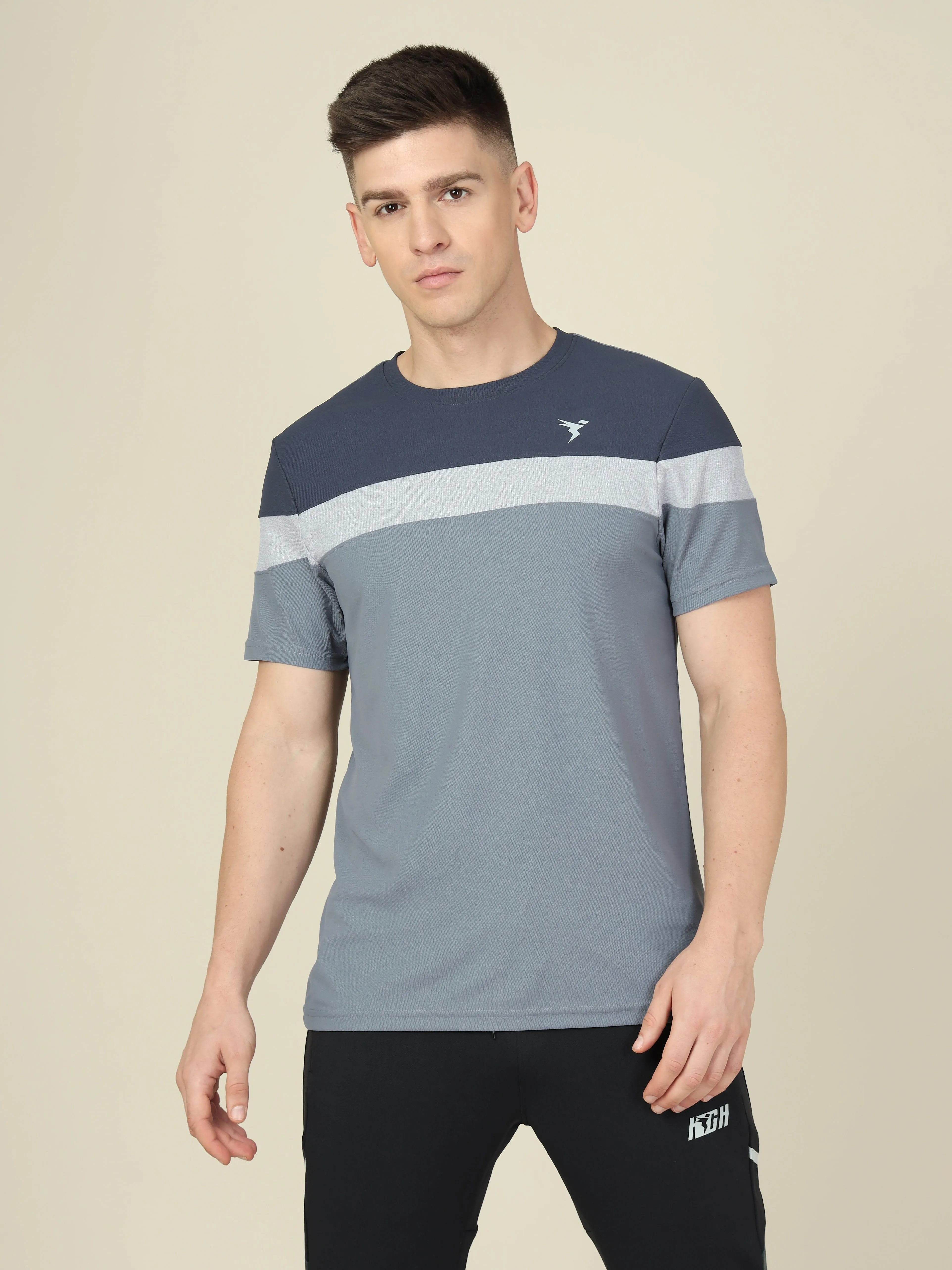 Men Colorblock Slim Fit Crew Neck T-shirt with MATPIQ