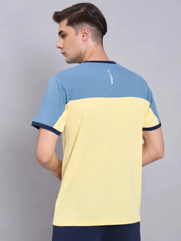 Men Colorblock Slim Fit Crew Neck T-shirt with TECHNO COOL 