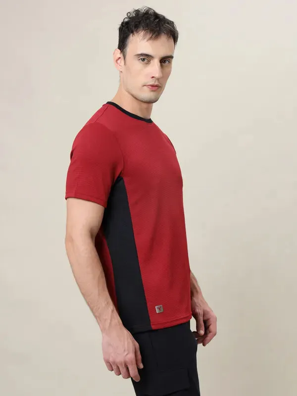 Men Colorblock Slim Fit Crew Neck T-shirt with TECHNO COOL 