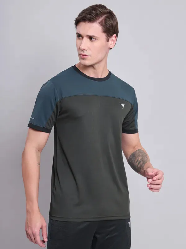 Men Colorblock Slim Fit Crew Neck T-shirt with TECHNO COOL 