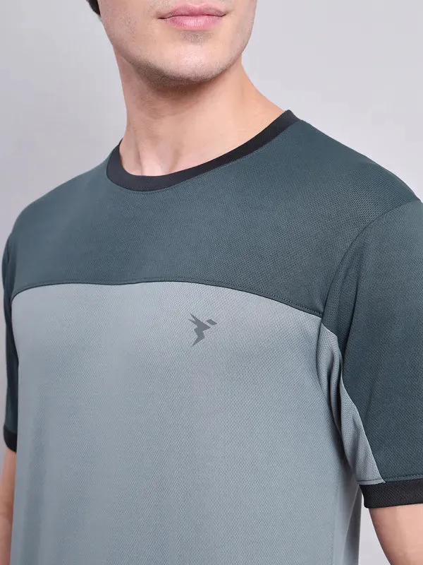 Men Colorblock Slim Fit Crew Neck T-shirt with TECHNO COOL 